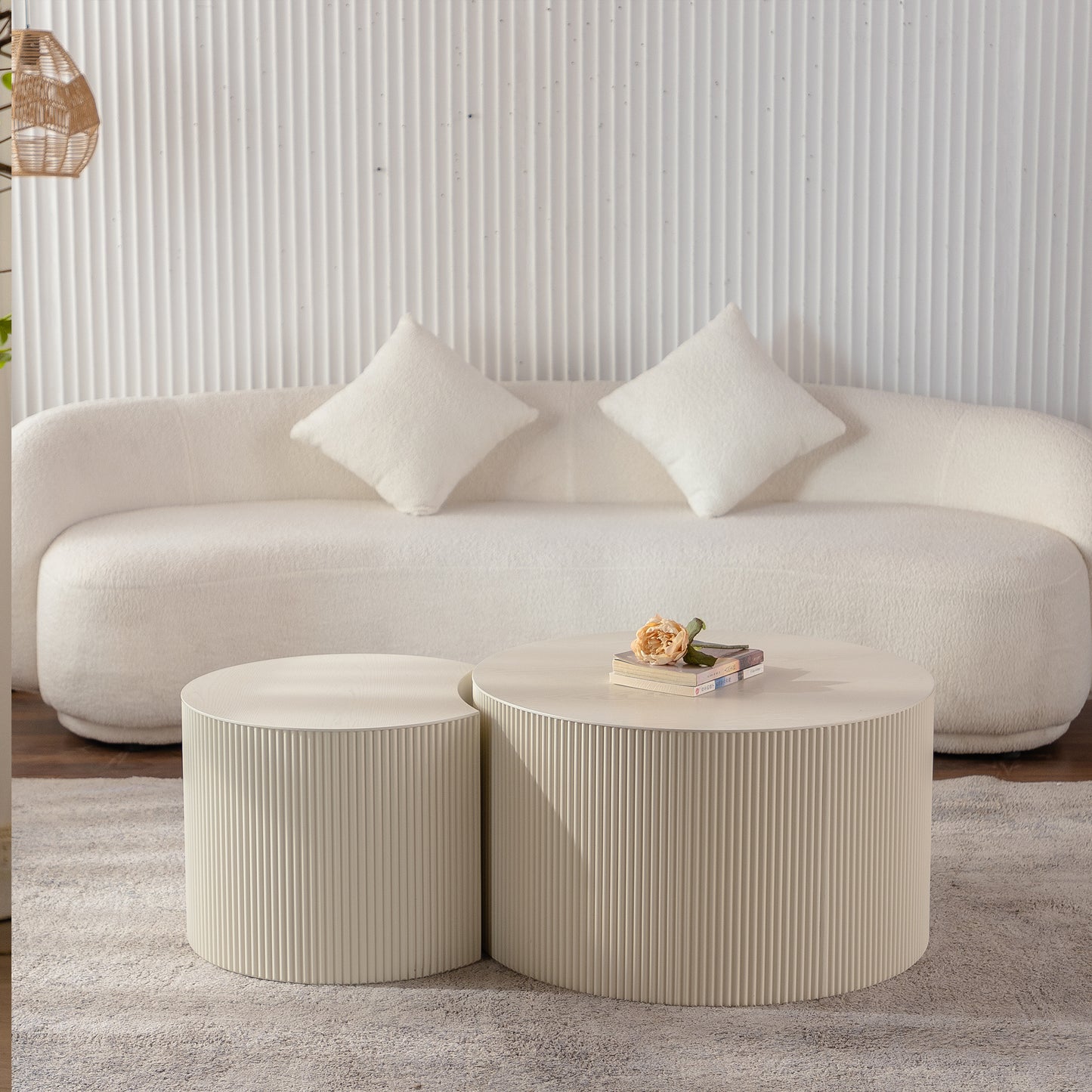 Living Room's Olive - Shaped Round Coffee Table: Handcrafted, Sturdy Wooden Pedestal