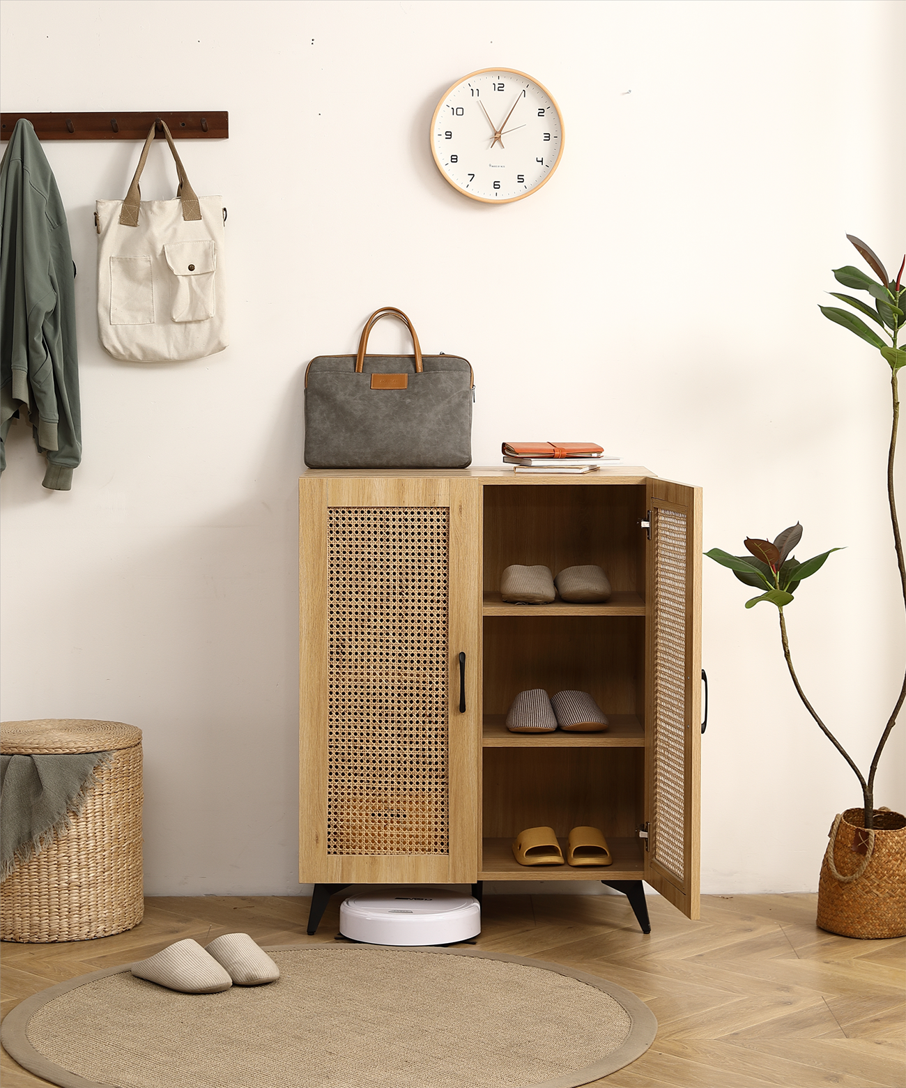 Natural Rattan Storage Cabinet Double-Door Shoe Cabinet with Large Storage Space