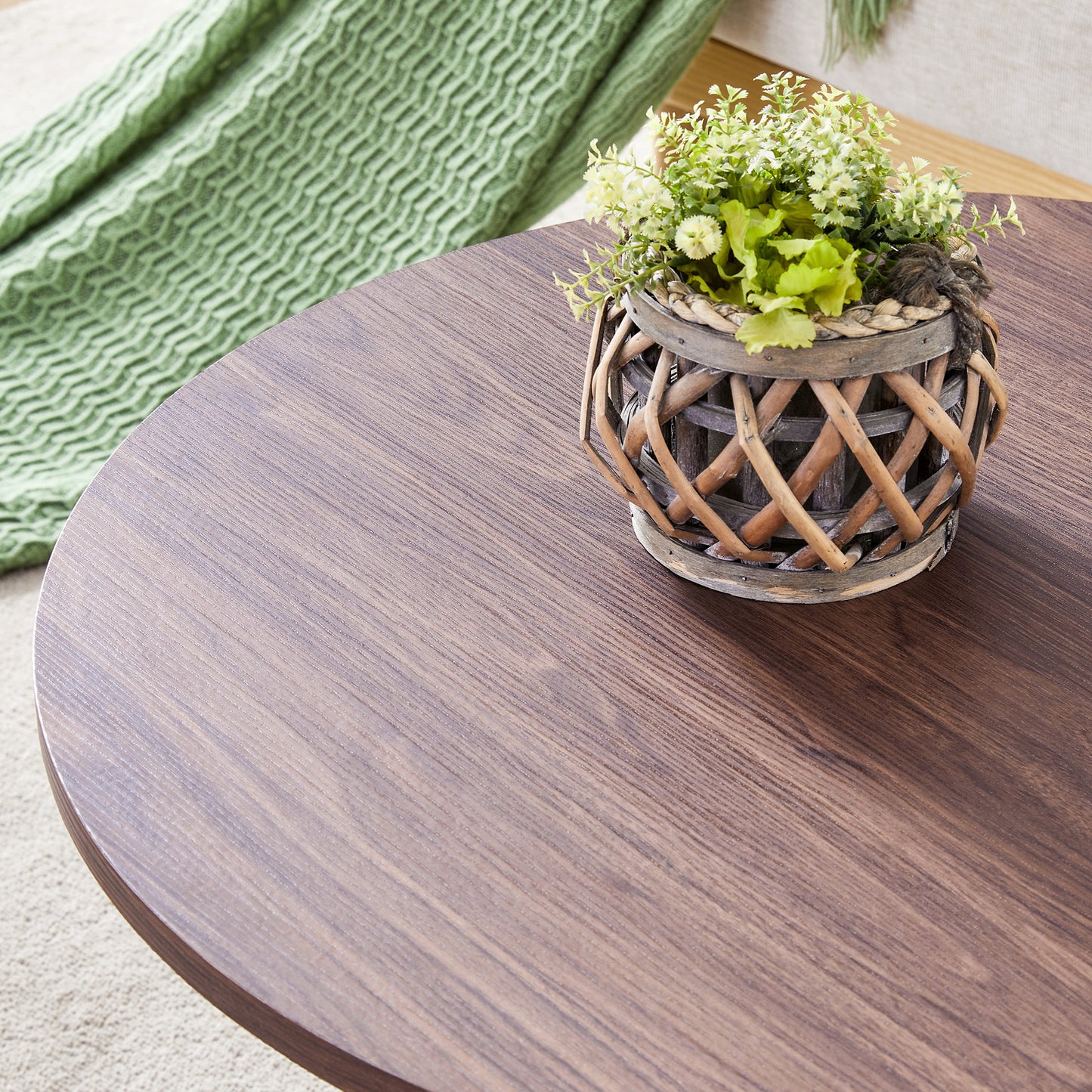 Modern Circular Coffee Table in MDF with 27.5 - Inch Diameter and Cylindrical Legs: A Home Decor Focal Point
