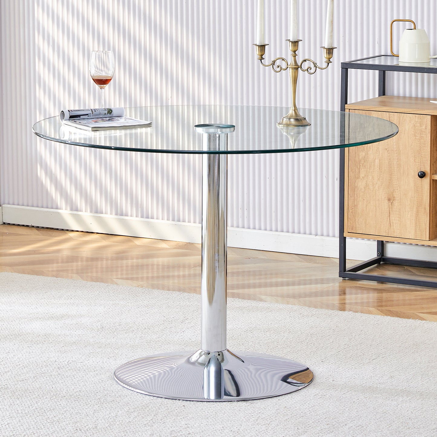 35”、39“inch diameter glass top and a modern, minimalist round dining table with silver metal legs