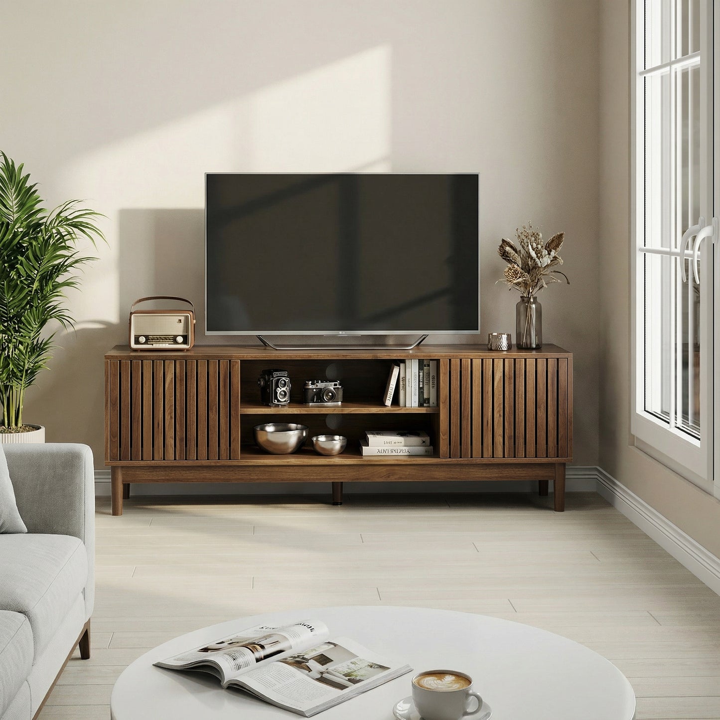 Mid-century modern style TV stand (suitable for 55/65-inch TVs)