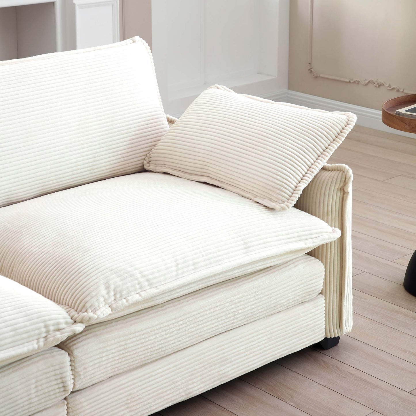 Comfortable Single Deep Seat Sofa With One Pillow