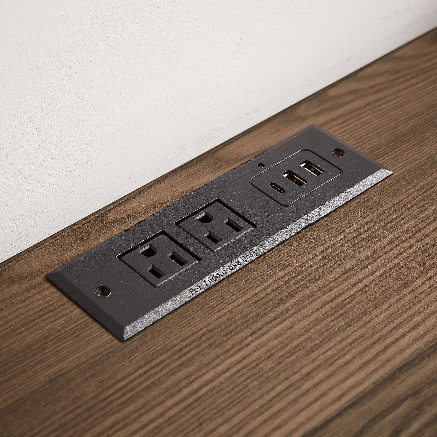 Mid - Century Modern Desk: USB Ports, Power Outlet, Drawers for Home Office