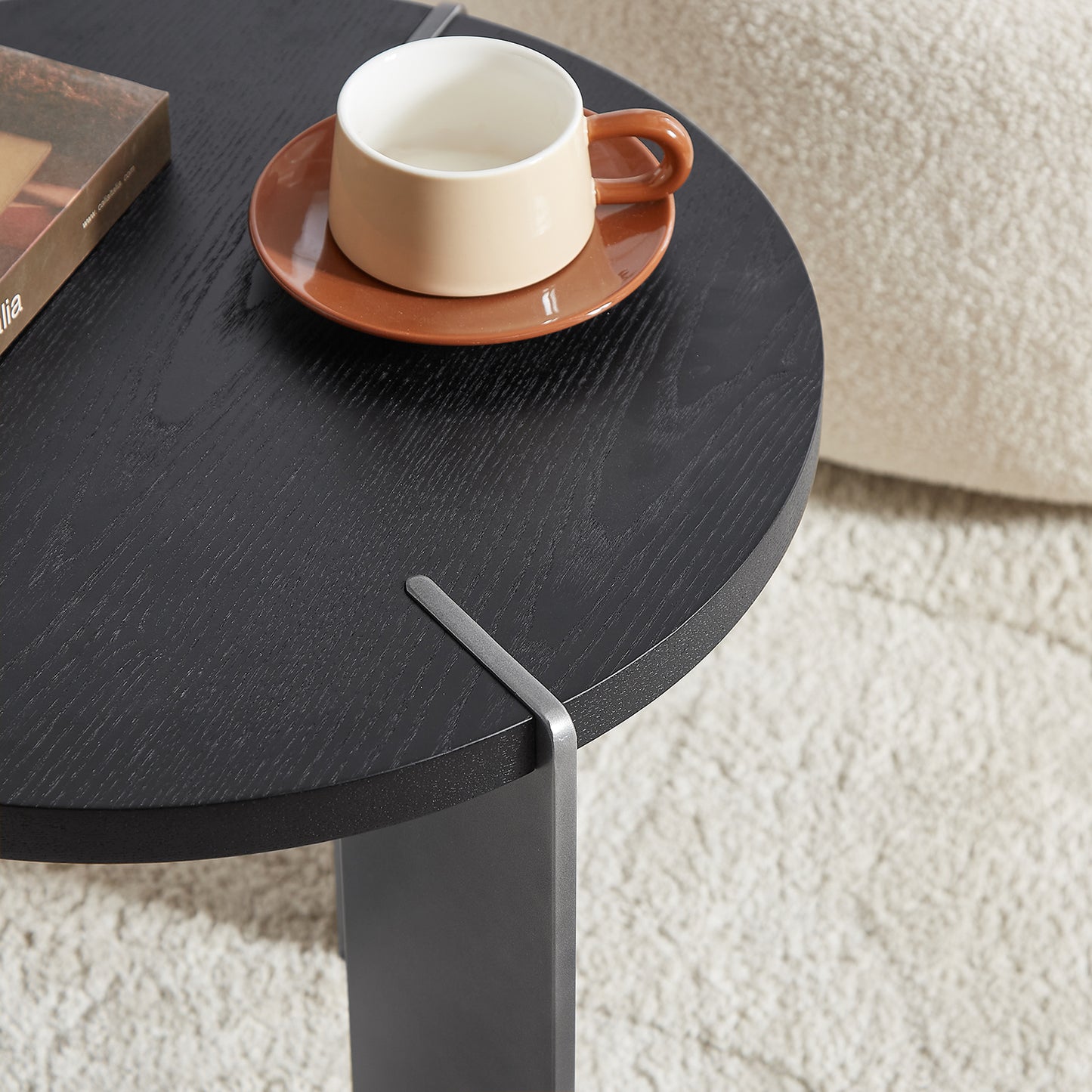 Round Coffee Table & Side Table Surface and Black Metel Feet