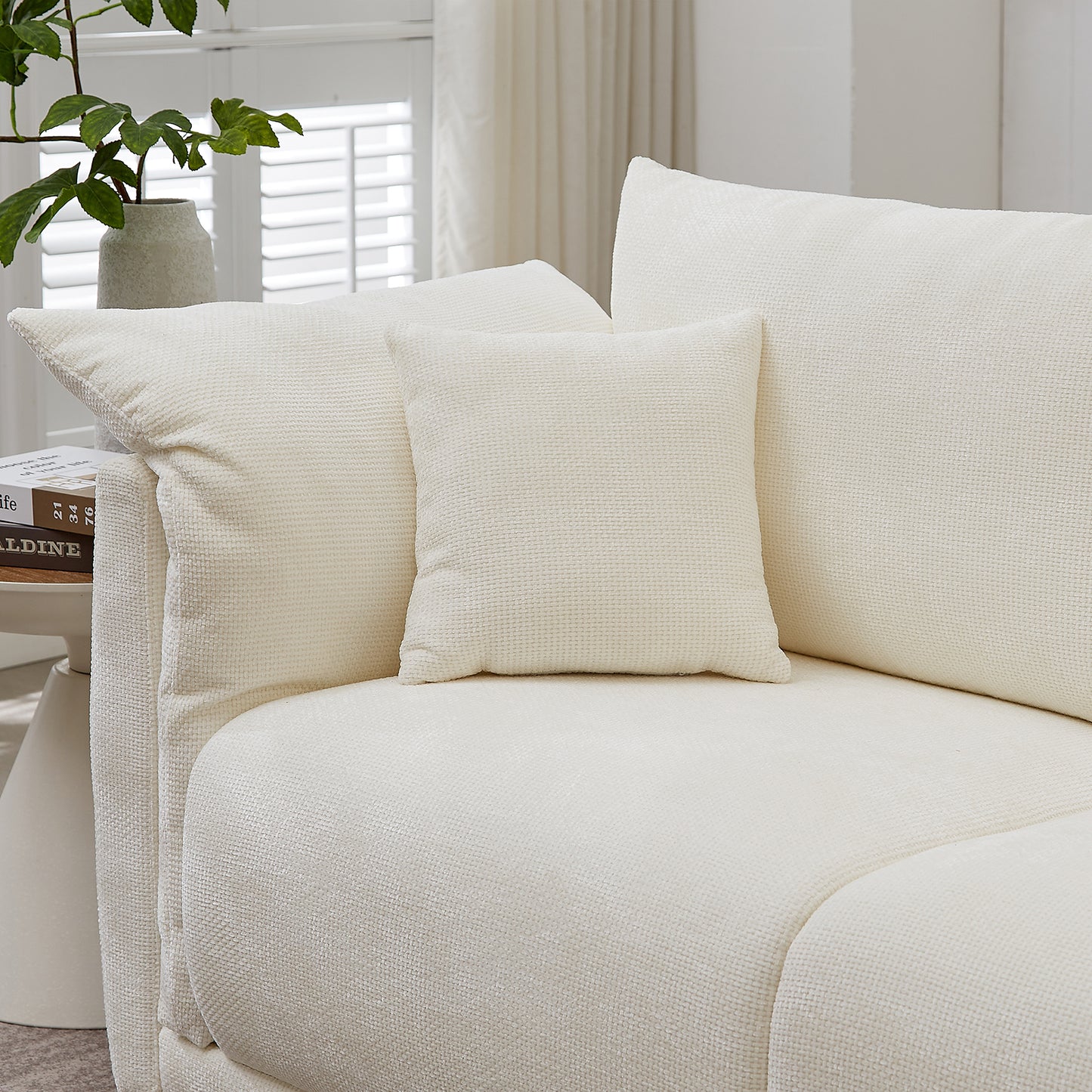 3-seater sofa with unique design and soft arm pillows Contemporary style linen sofa with 3 comfortable cushions with 2 pillows